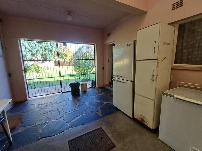 5 Bedroom Property for Sale in Parys Free State